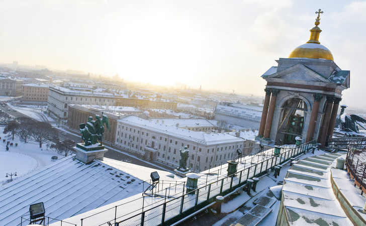 Панорамные виды с Исаакиевского собора