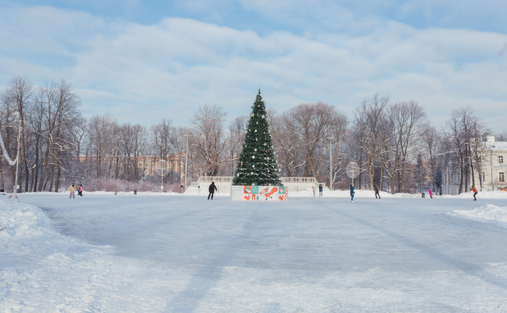 Катание на коньках в Санкт-Петербурге