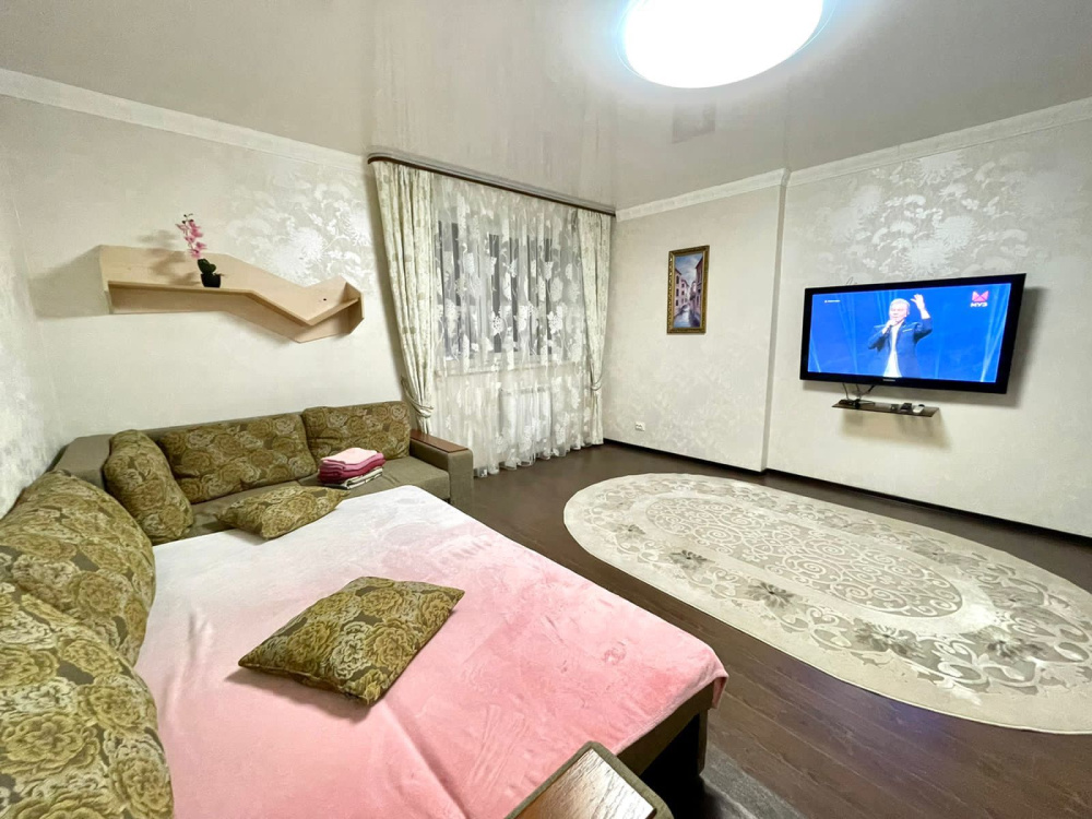 3х-комнатная квартира Студенческая 18 в Ханты-Мансийске - фото 6