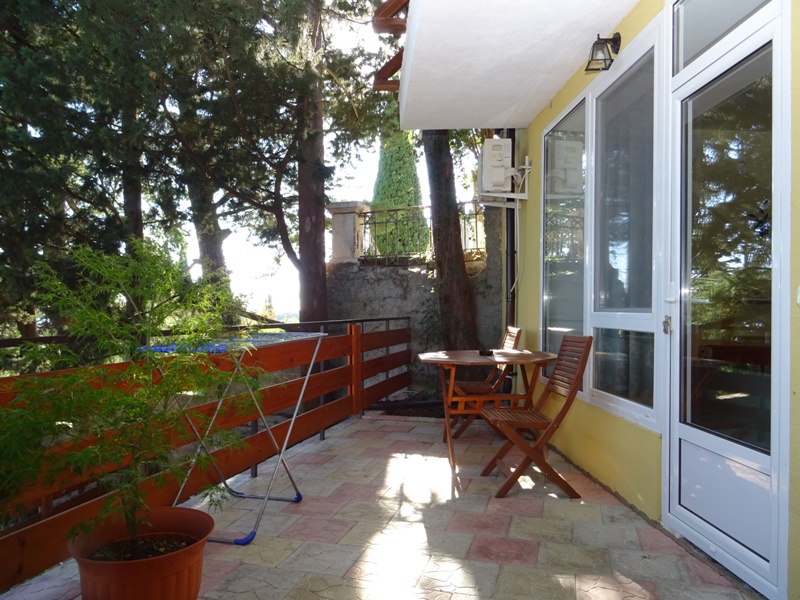 "Кипарисовый рай" гостевой дом в Алупке - фото 9