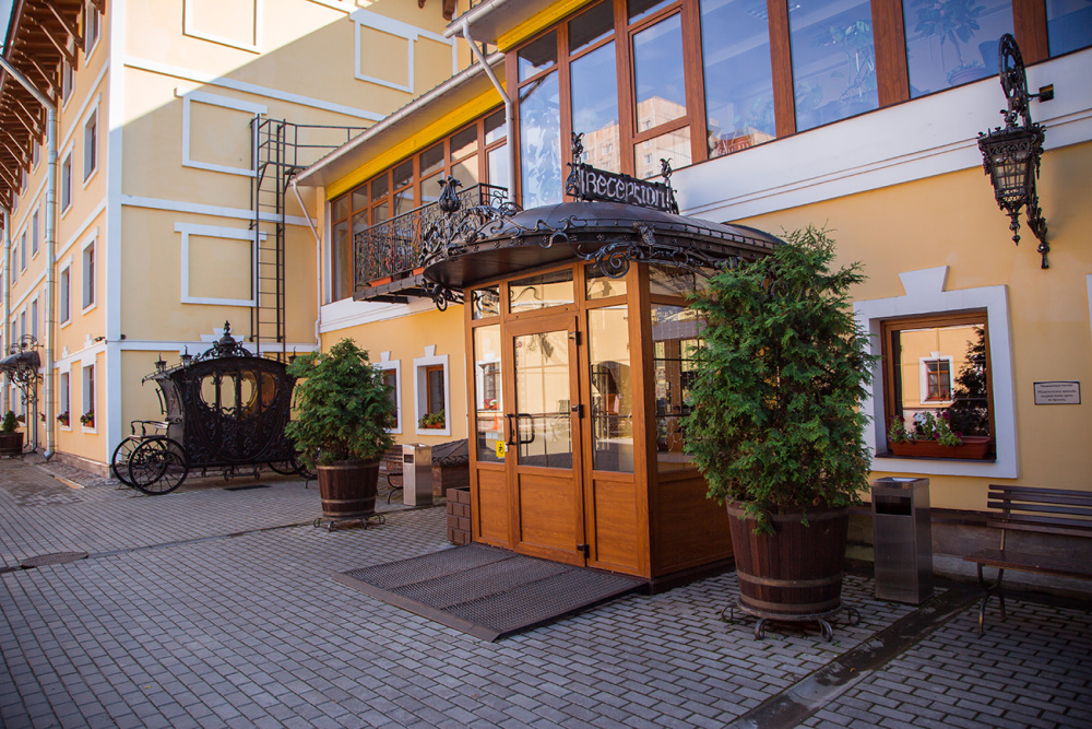 "365 СПб" отель в Санкт-Петербурге - фото 1