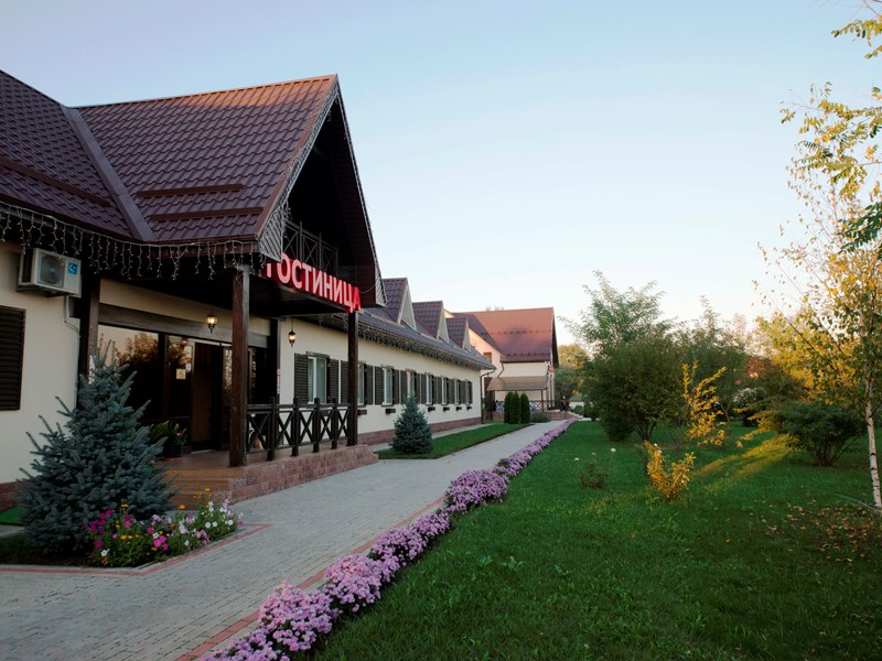 "Харчевня" отель в Горячем Ключе - фото 1