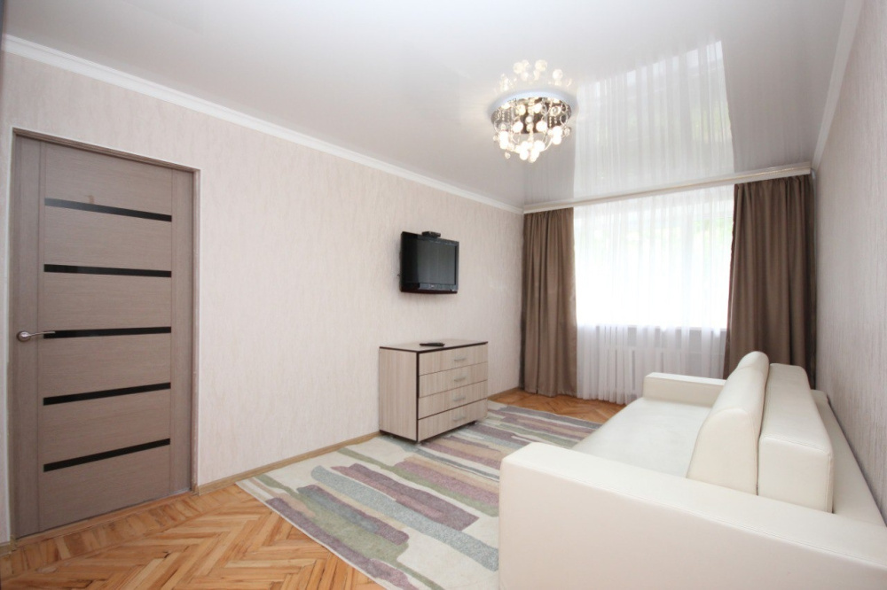 2х-комнатная квартира Линейная 31 в Кисловодске - фото 2