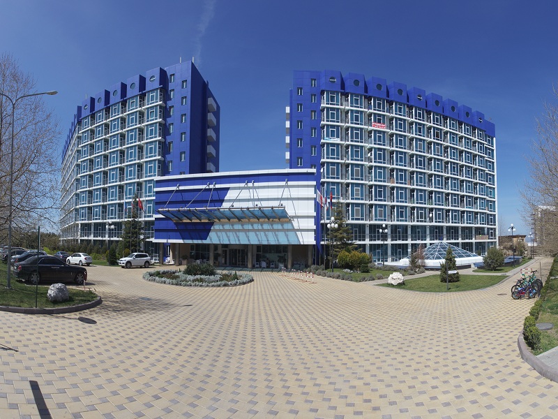 Апартаменты "Апарт-Сити Ирида" в курортном комплексе "Аквамарин" в Севастополе - фото 1