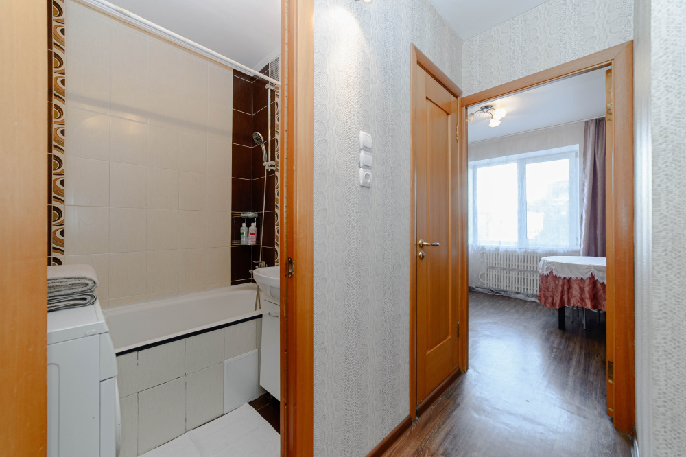 "В центре города" 2х-комнатная квартира в Екатеринбурге - фото 16