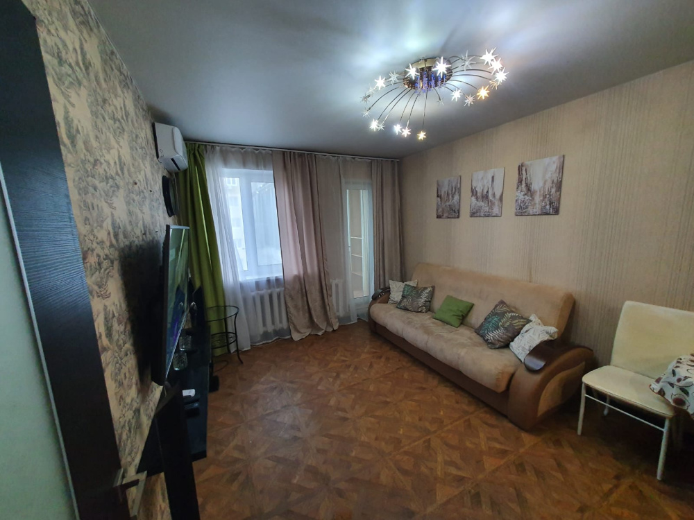 "Уютная Возле ТЦ Калина Молл" 2х-комнатная квартира во Владивостоке - фото 1