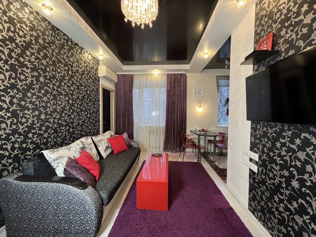3х-комнатная квартира Короленко 19/а в Нижнем Новгороде - фото 2