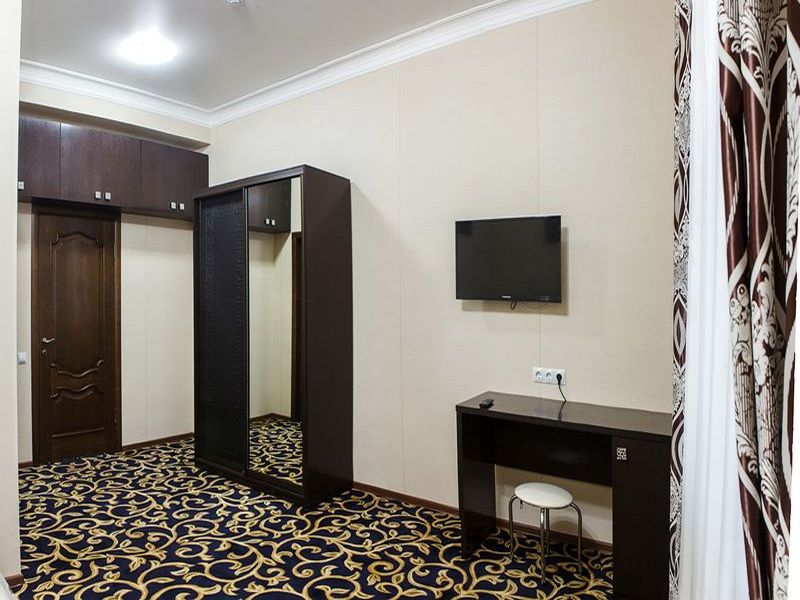 "Гранд Отель" отель в Будённовске - фото 16
