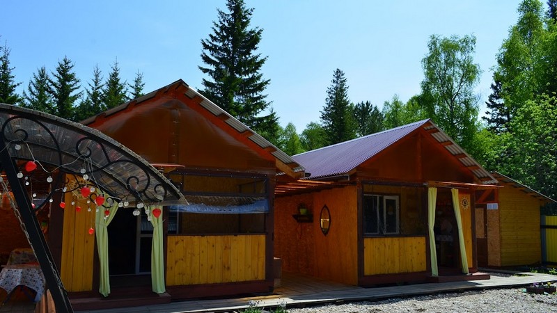 "Гостевые домики" база отдыха в Выдрино - фото 2