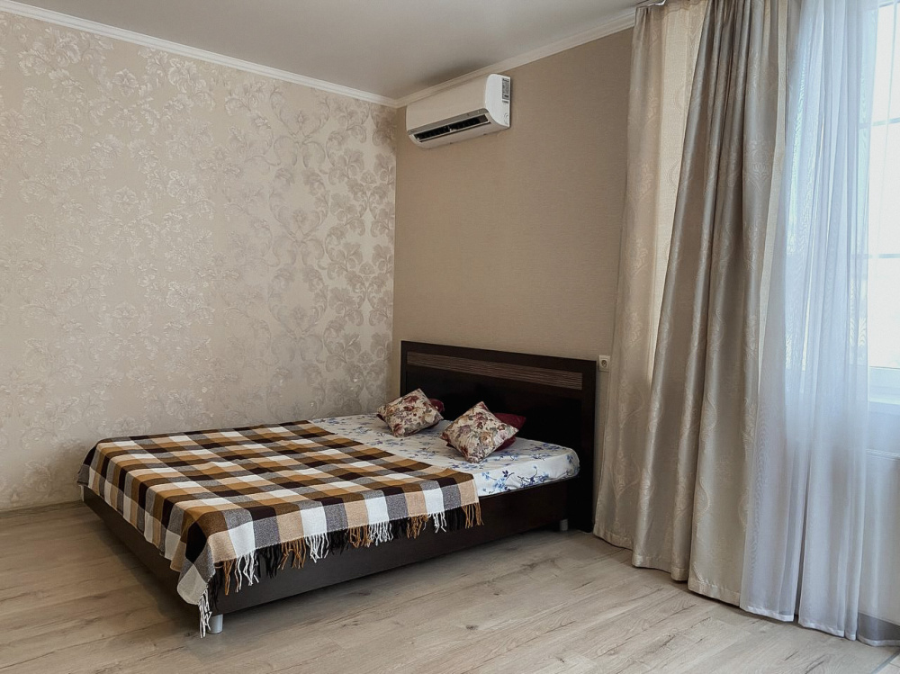 "Светлая и Уютная в ЖК Прогресс" 1-комнатная квартира в Астрахани - фото 4