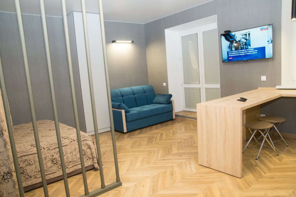 "В Парусе" 1-комнатная квартира в Пскове - фото 3