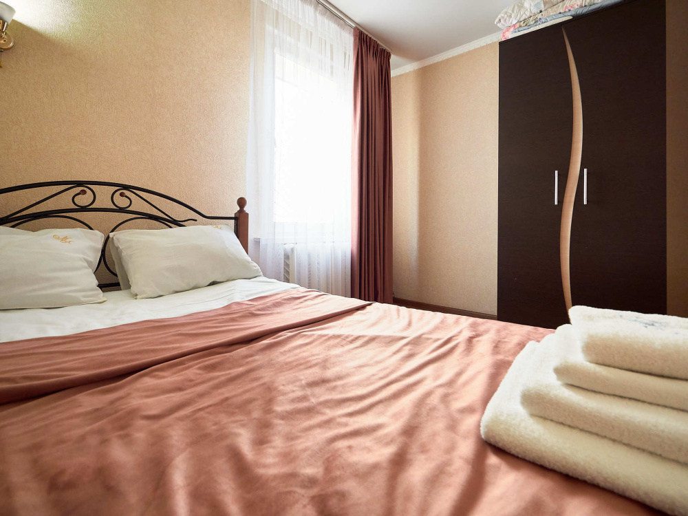 "Уютная на Ермолова 6" 2х-комнатная квартира в Кисловодске - фото 5