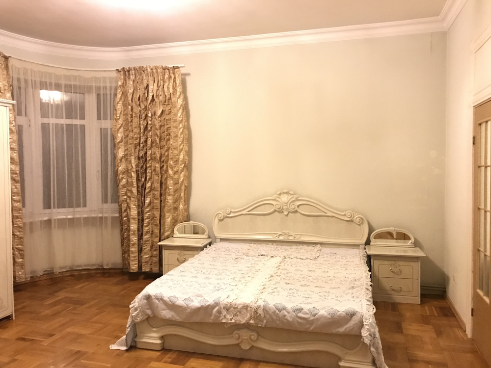 2х-комнатная квартира Тельмана 42 в Кисловодске - фото 1