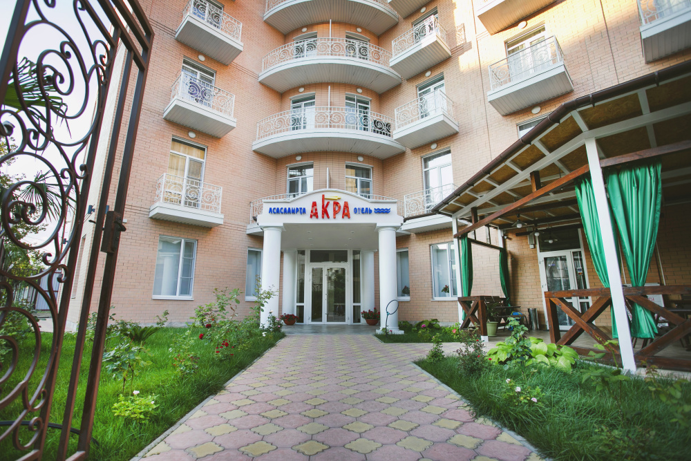 "Акра" отель в Сухуме - фото 1