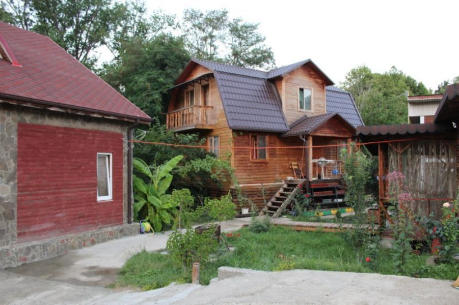 "Guest House on Magnitogorskaya 13/104" частный сектор в п. Нижняя Хобза - фото 1