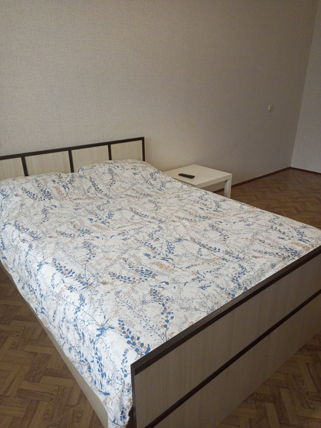 1-комнатная квартира Есенина 48 в Белгороде - фото 1