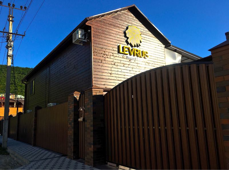 "Levrus" (Леврус) гостевой дом в Сукко - фото 4