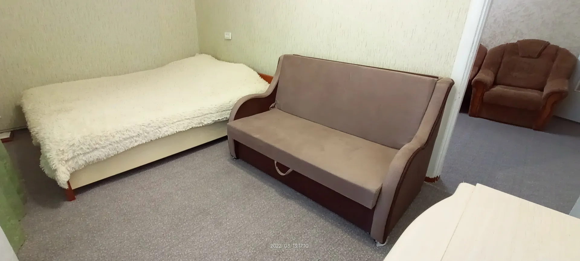 "Уютная и благоустроенна в центре" 2х-комнатная квартира в Белогорск - фото 1