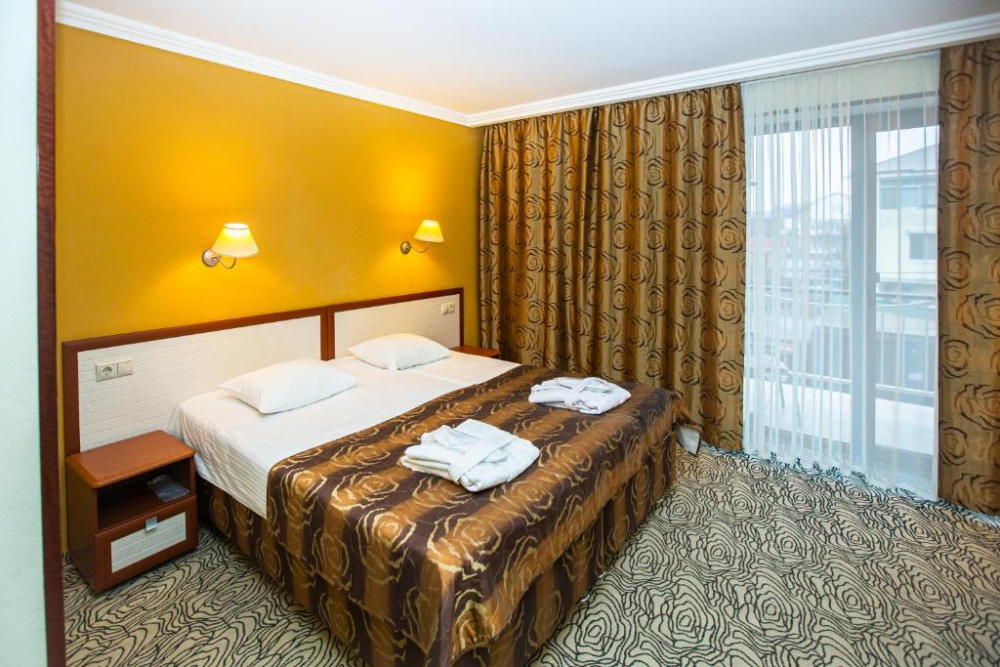 "Alex Resort & Spa Hotel" отель в Гаграх - фото 2