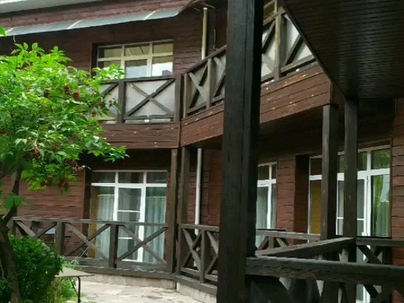 "Халле" гостевой дом в Зеленой Поляне - фото 1