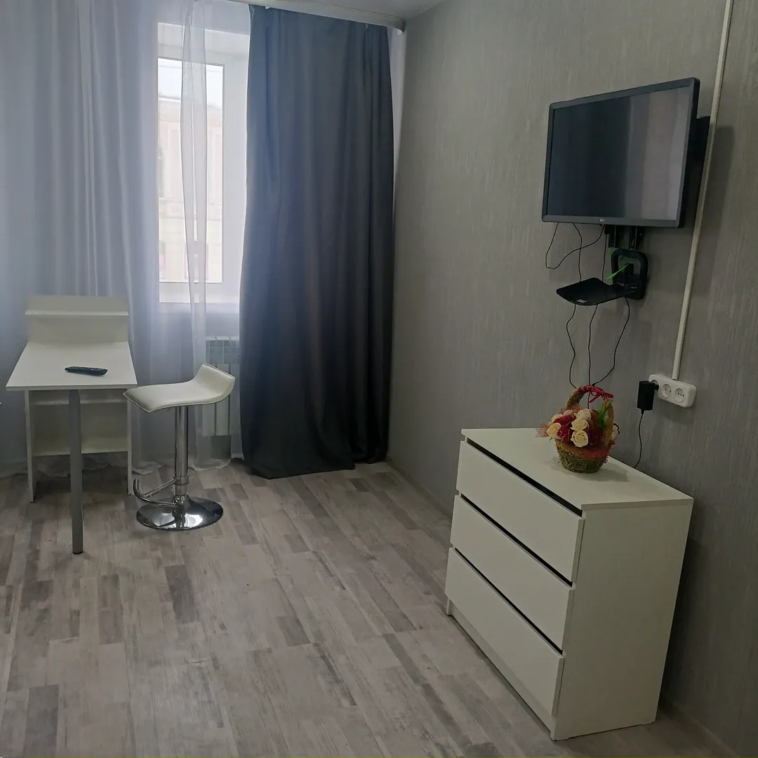 "В центре города" 1-комнатная квартира в Вышнем Волочке - фото 9