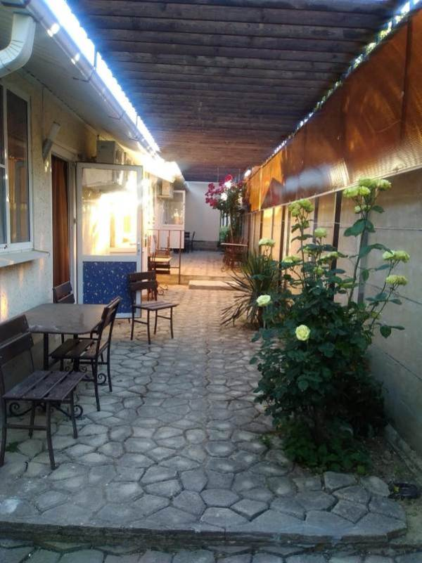 "50 шагов до моря" мини-гостиница в Кучугурах - фото 10
