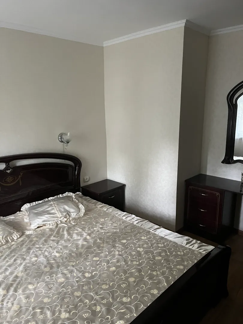 "Уютная в центре" 2х-комнатная квартира в п. Партенит (Алушта) - фото 1