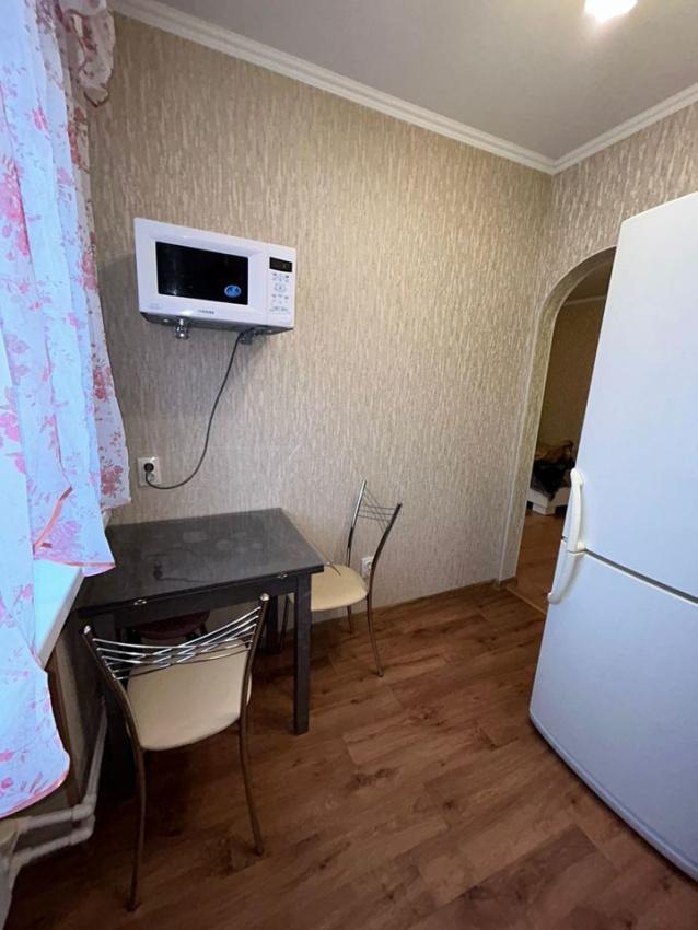 "В самом удобном расположение города" 1-комнатная квартира в Южно-Сахалинске - фото 8