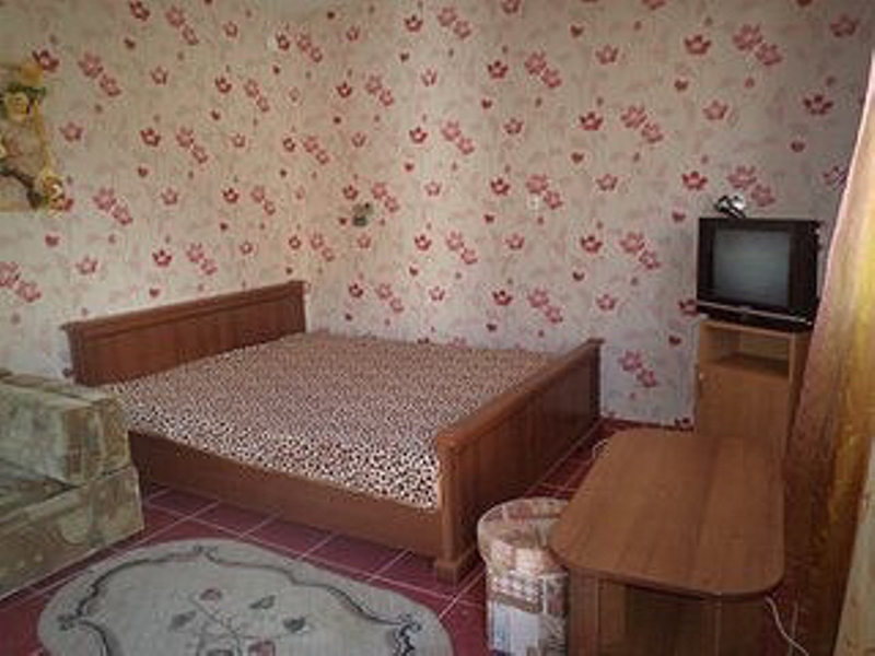 "Тропики" гостевой дом в Межводном (п. Черноморское) - фото 2