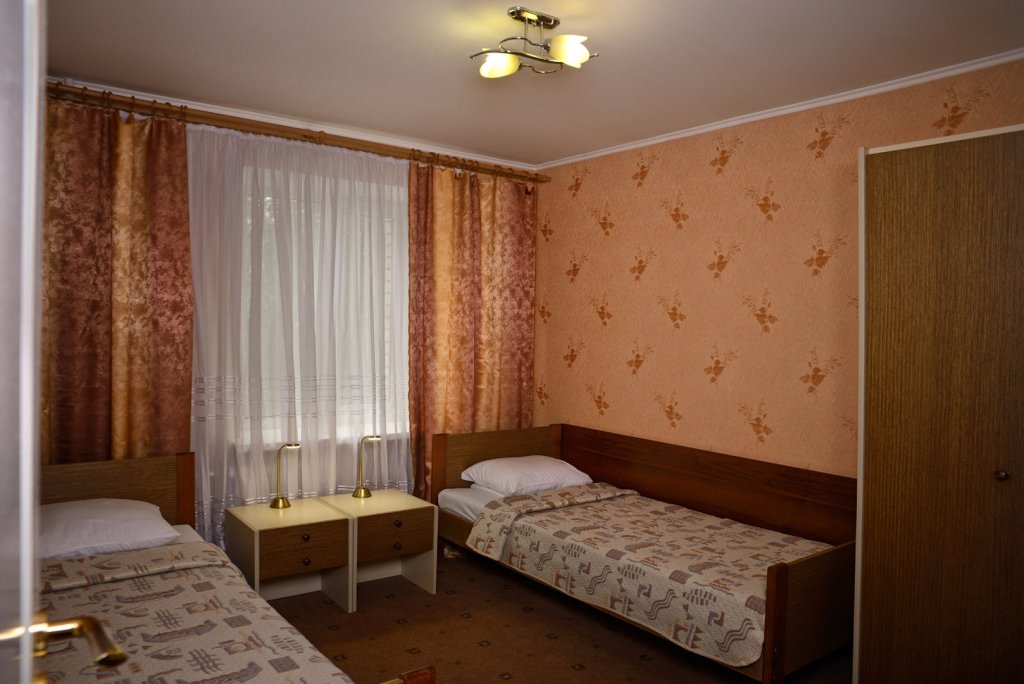 "Горняк" гостиница в Шахтах - фото 13