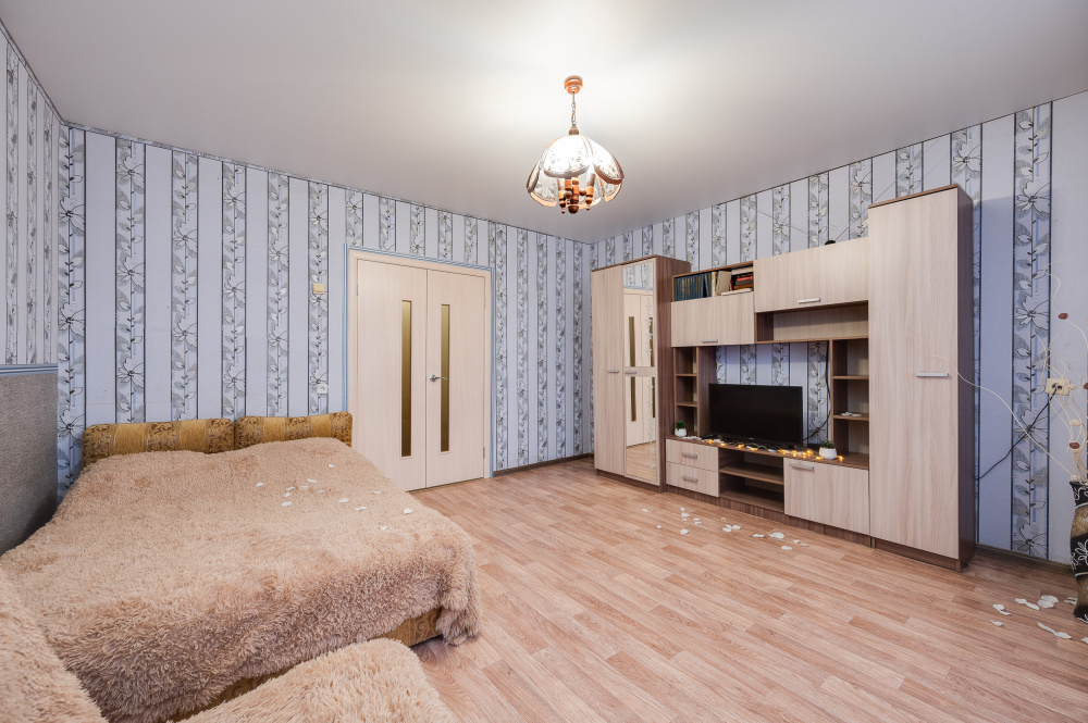 1-комнатная квартира Комаровского 6А в Челябинске - фото 5