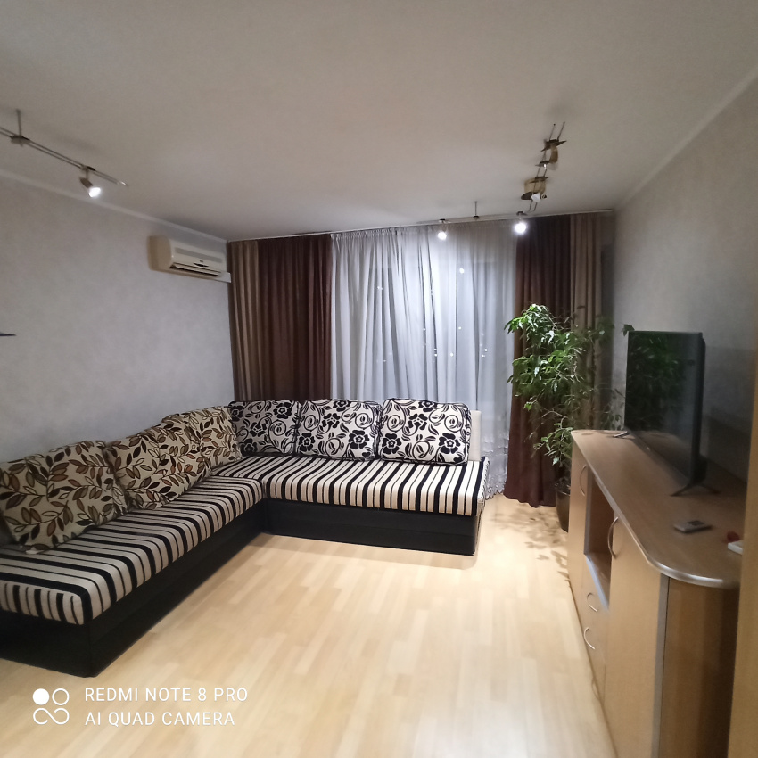 "Комфортное Проживание в Центре" 2х-комнатная квартира в Калининграде - фото 1
