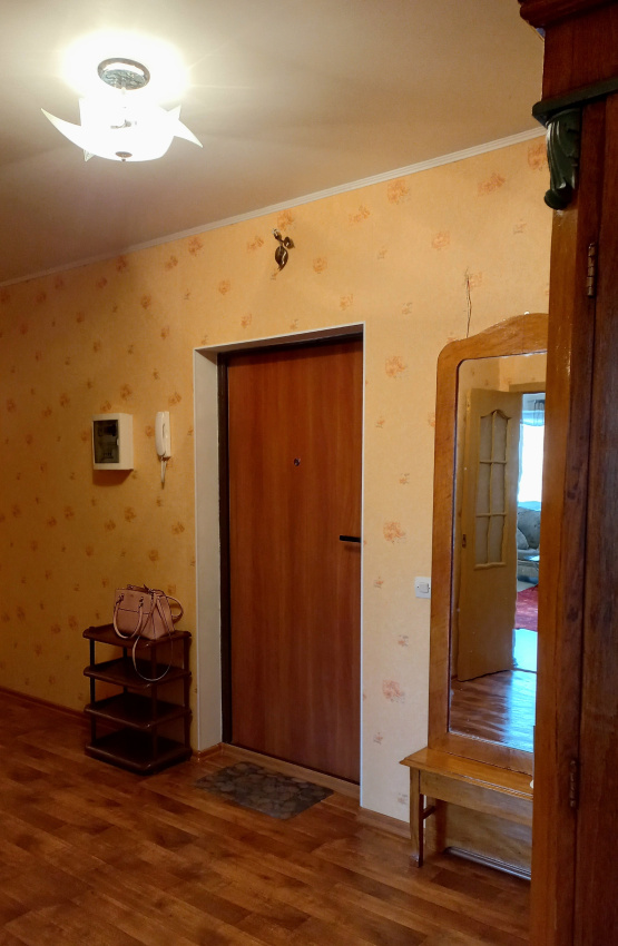 "Просторная и уютная" 2х-комнатная квартира в Волгограде - фото 36