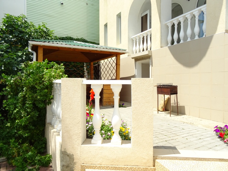 "Уютный дворик" мини-гостиница в Судаке - фото 4