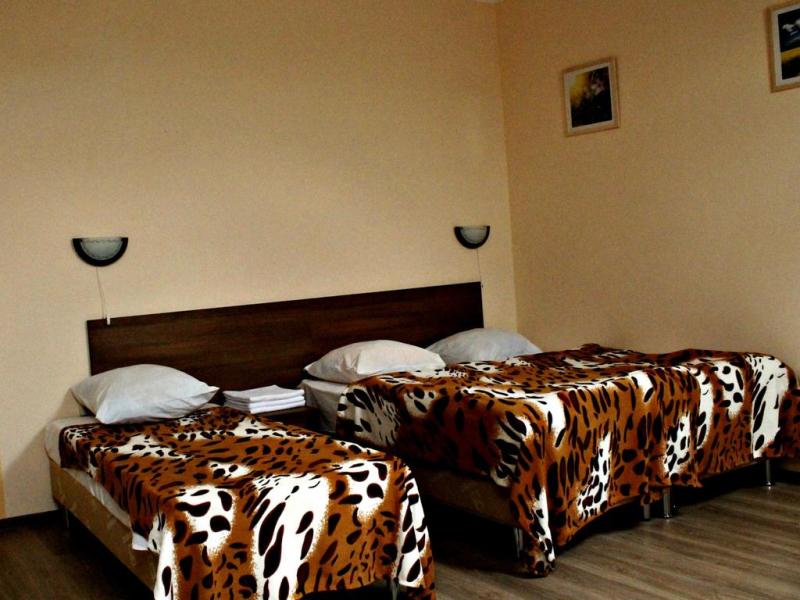 "Small Hotel" гостиница в Славянске-на-Кубани - фото 2