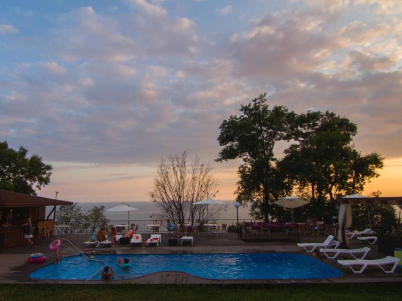 "Море" отель в Вардане - фото 9
