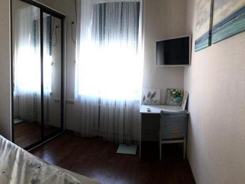 2х-комнатная квартира на земле Дёмышева 16 в Евпатории - фото 7