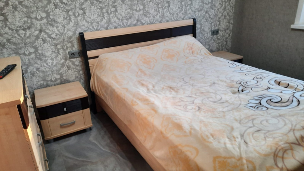 "Уютная квартира на Ворошилова 24" 3х-комнатная квартира в Новокуйбышевске - фото 2