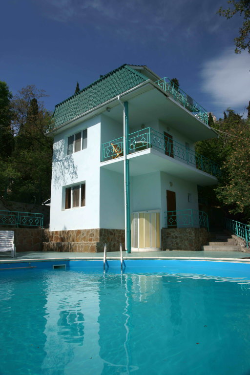 "Пальмира Сад" отель в Курпатах - фото 1