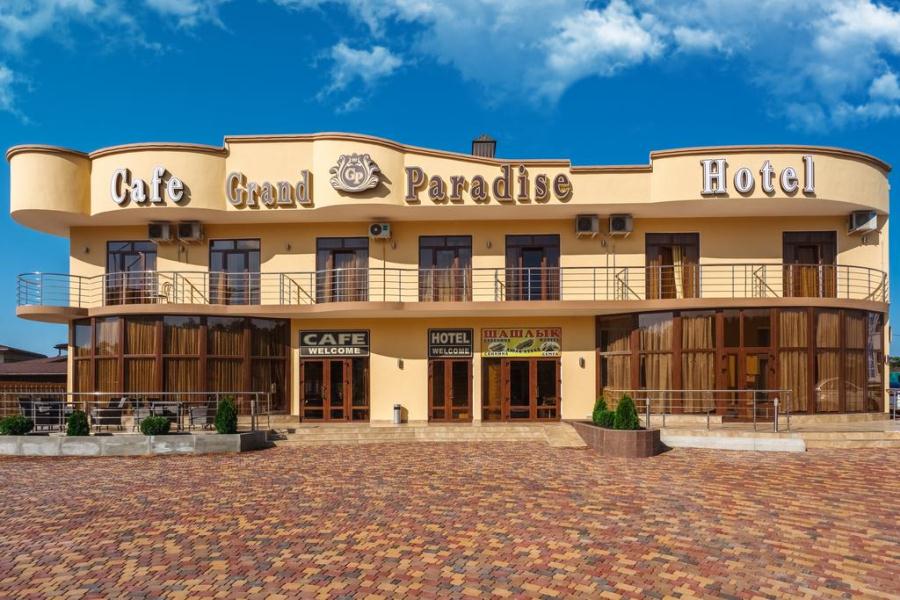 "Grand Paradise" отель в Джубге - фото 1