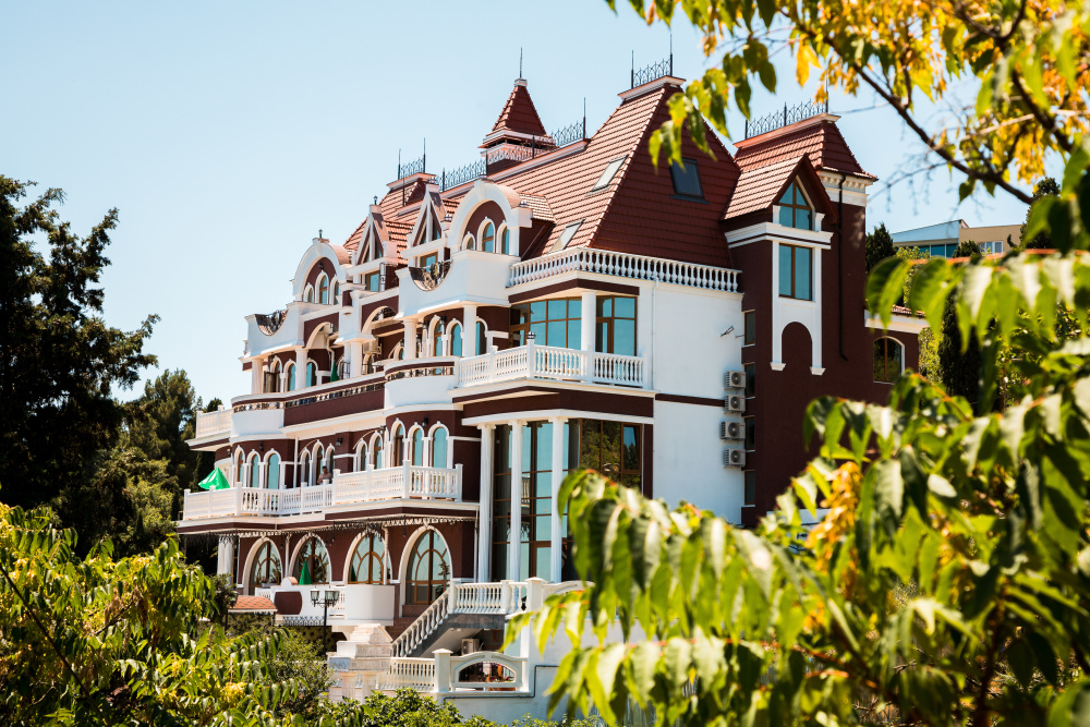 "Гранатовое Поместье" гостевой дом в Алуште - фото 1