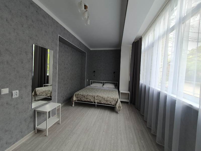 Уютные комнаты в 3х-комнатной квартире Рыбзаводская 81 кв 48 в Лдзаа (Пицунда) - фото 8