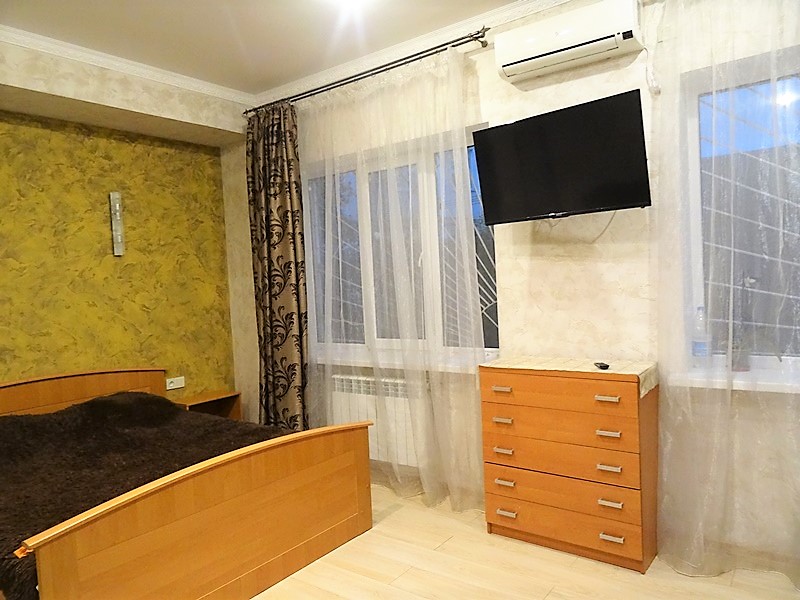 1-комнатная квартира Чехова 25 в Ялте - фото 4