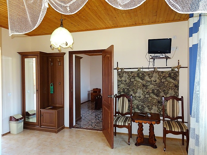 "Ларино" гостиница в п. Марьино (Черноморский р-н) - фото 12