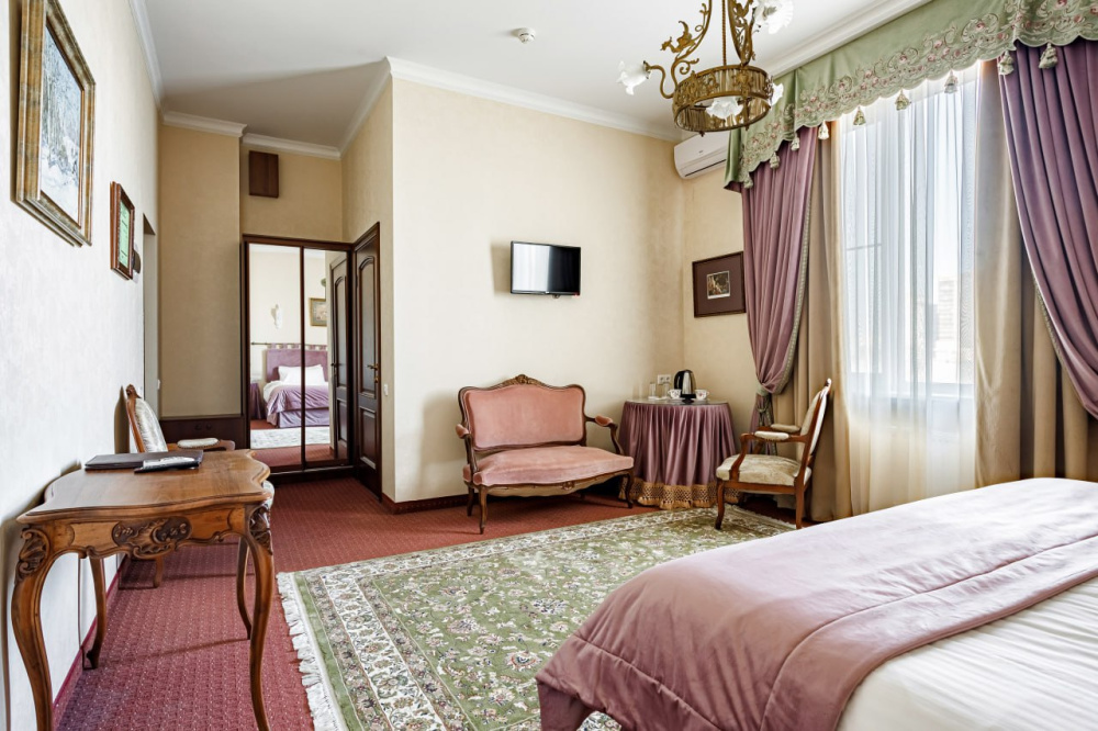 "Бристоль" отель в Краснодаре - фото 18