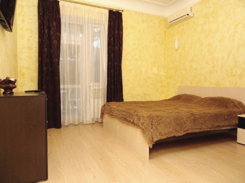 2х-комнатная квартира Чехова 25 в Ялте - фото 14