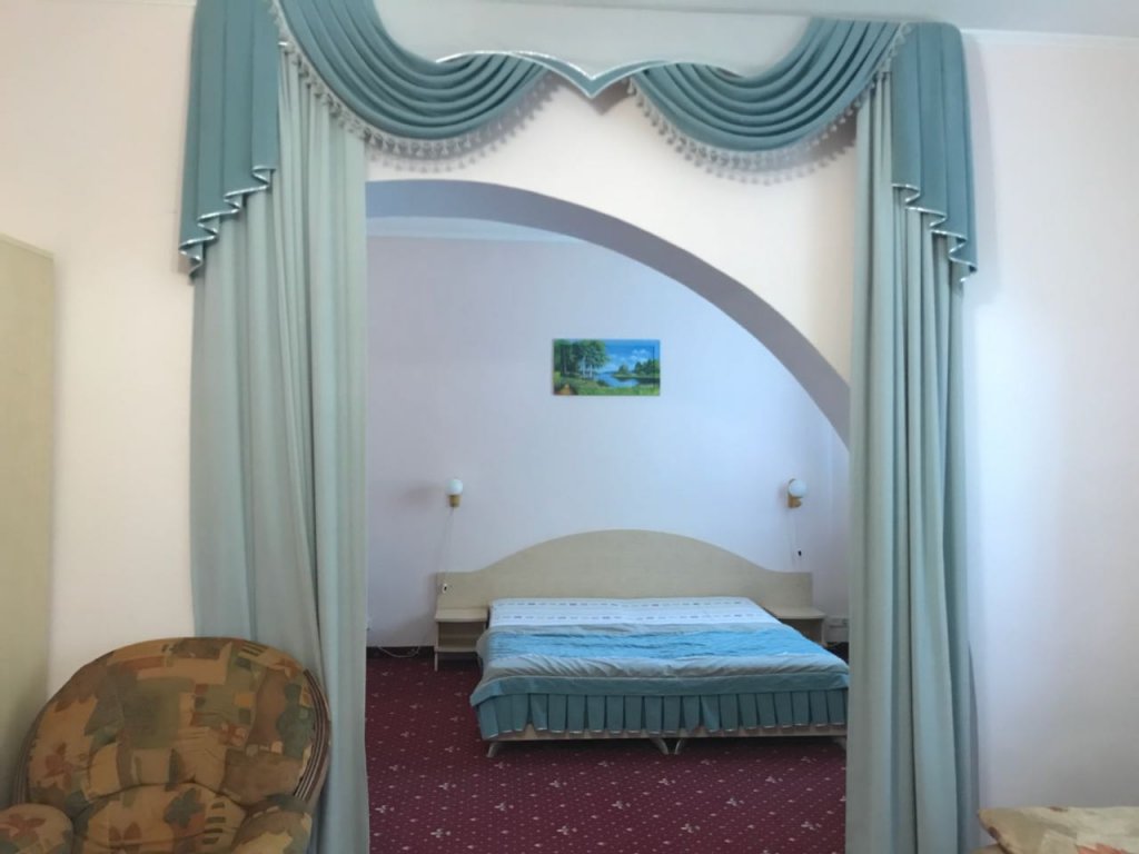 "Вилла Рената Ибрагимова" мини-отель в Ялте - фото 2