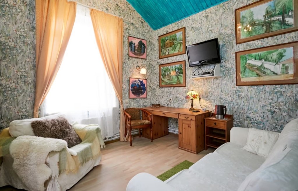 "Тригорская 1"  гостевой дом в п. Пушкинские горы - фото 2
