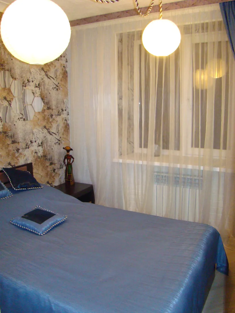 "Комфортная" 3х-комнатная квартира в Вёшенской - фото 1