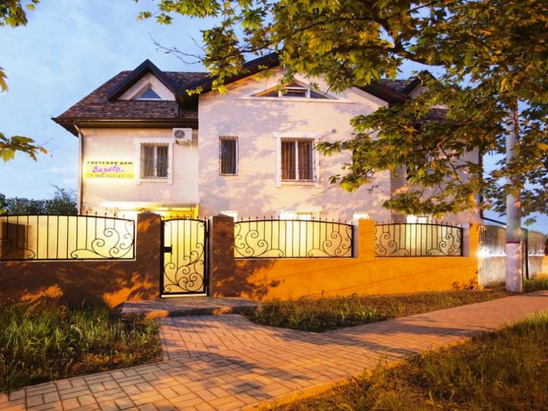 "Vizavi" гостевой дом в Керчи - фото 1